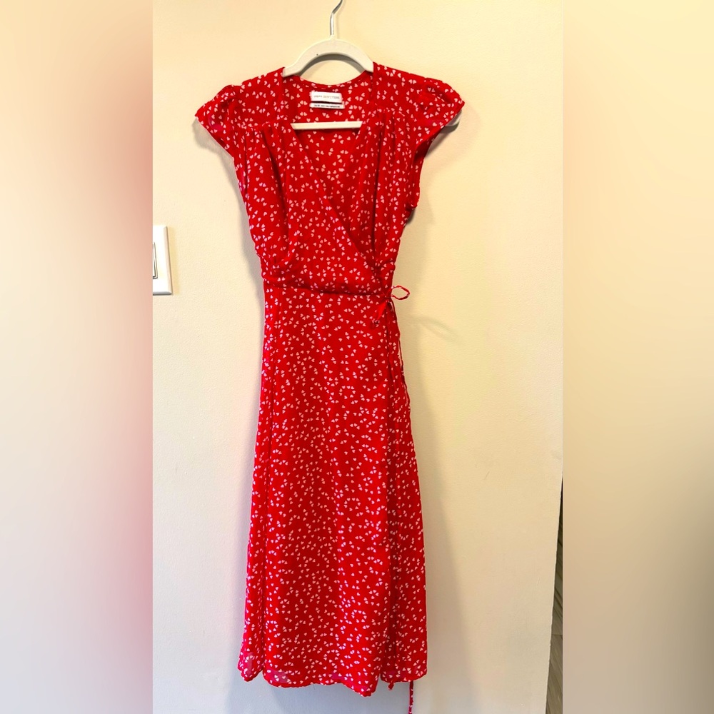 NWOT Urban Outfitters Cap Sleeve Heart Wrap Dress